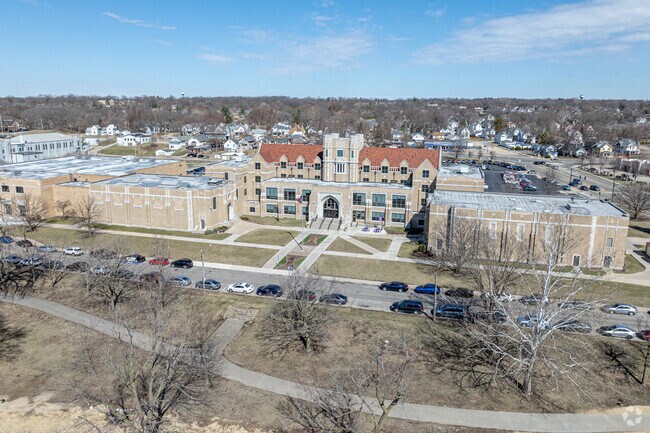 Dixon High School offers plenty of AP and Honors courses.