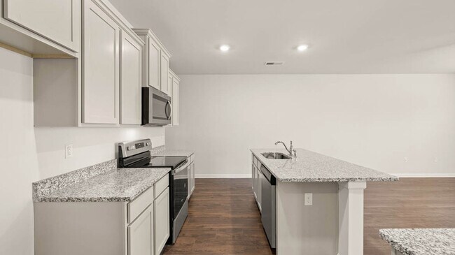 1410 Gray Branch Ct, Lawrenceville, GA 30045 - photo 6