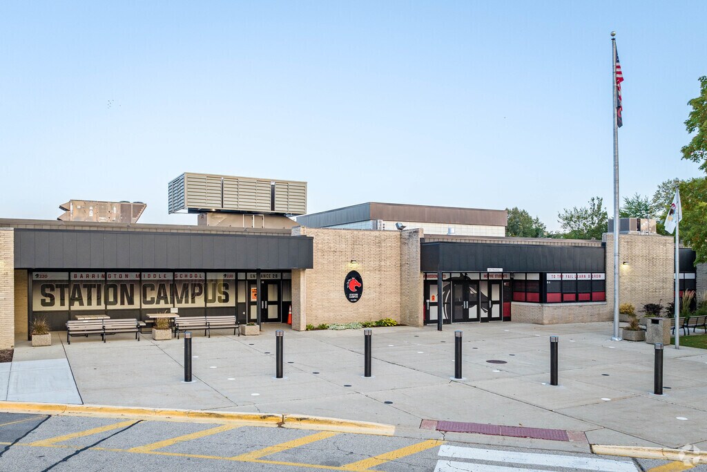 Barrington Middle School Station Campus