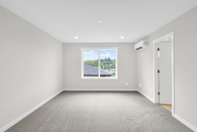 13216 NE 127th Way unit D, Kirkland, WA 98034 - photo 3