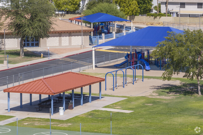 Glendale’s Desert Sage Elementary School gets a B+ for diversity from Niche.com.