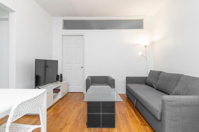 250 E 82nd St unit ID1032020P, New York, NY 10028 - photo 7