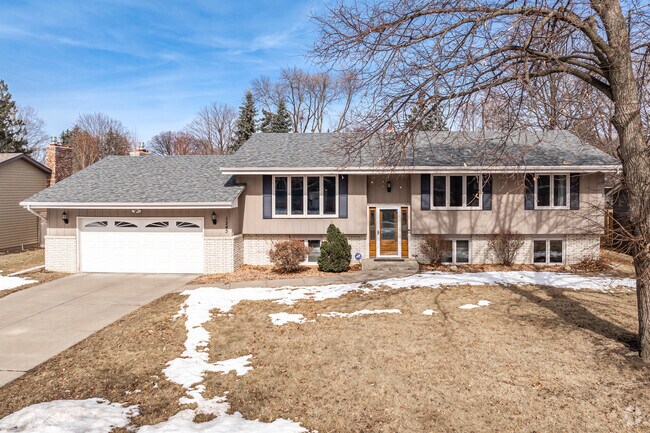 Roselawn features split-level homes with two car garages and large yards.