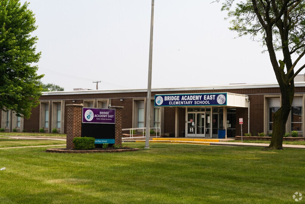 Bridge Academy - Elementary front entrance and signage in Hamtramck.