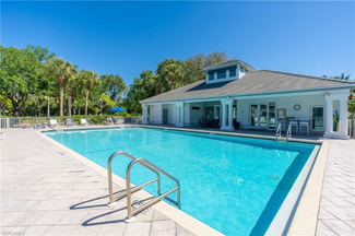 3735 Fieldstone Blvd Unit 905, Naples, FL 34109