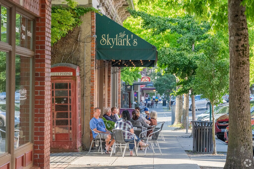 Skylark's Cafe near Everson is a neighborhood favorite for outdoor dining and drinks.