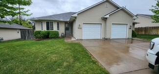 712 Autumn Ridge Ct, Andover, KS 67002