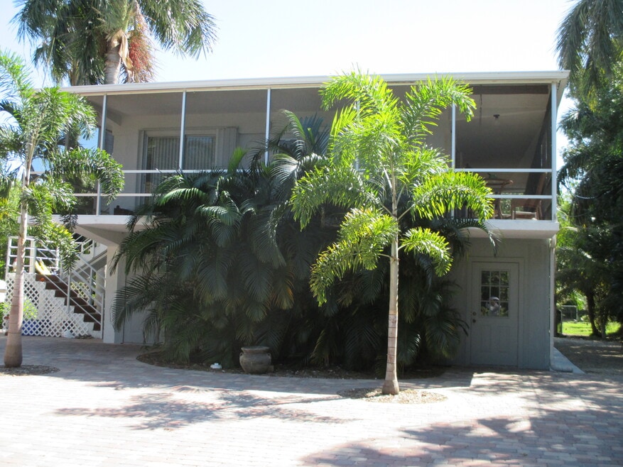 39 Tarpon Ave unit Lower 1 at 39 Tarpon, Key Largo, FL 33037 - photo 1