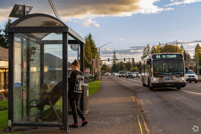 Tri-Met has bus stops along the Pacific Highway  for commuting across greater Portland.