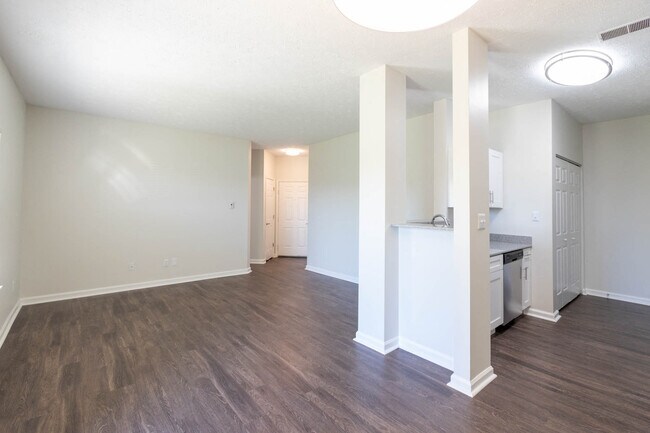 Steeplechase at Shiloh Crossing, Avon, IN 46123 - photo 6