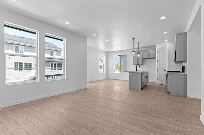 3272 W 1570 N, Provo, UT 84601 - photo 6