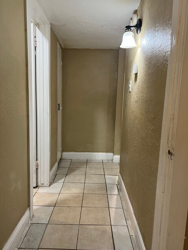 7605 Denton St unit 1-1, Houston, TX 77028 - photo 7