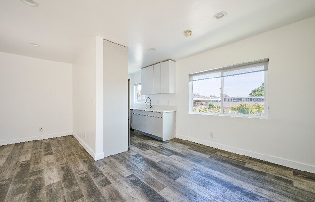 1333 W 36th Place unit 4, Los Angeles, CA 90007 - photo 5