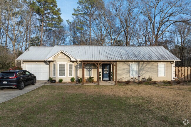 Pell City presents an impressive array of home styles, ensuring that everyone can find their perfect dream home.