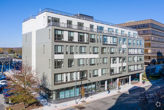 165 Huguenot St, New Rochelle, NY 10801