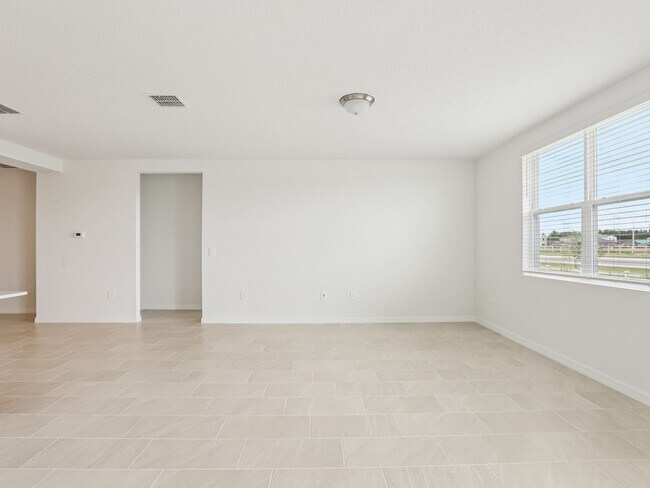 3869 Giorgio Dr, Winter Haven, FL 33884 - photo 4