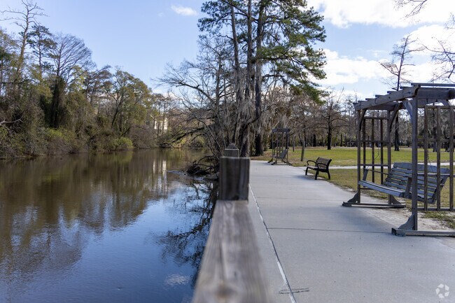 Relax by the river at Bogue Falaya Park’s peaceful pavilion.