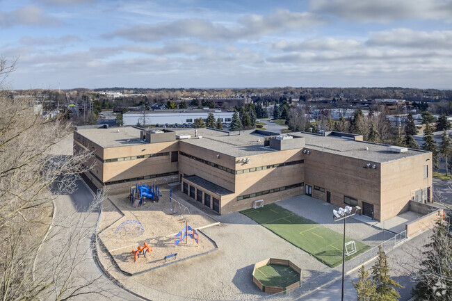 Ivywood Classical Academy, Playground-2