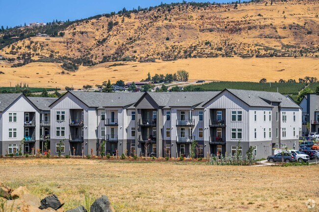 Newly constructed condominiums are abundant in Greenhills Estates.