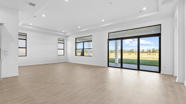 12631 SW Lunata Way, Port St. Lucie, FL 34987 - photo 6