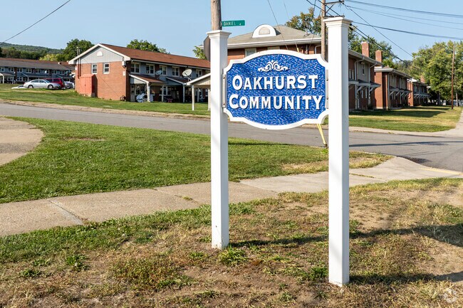 The Oakhurst community is a well-established community near outside downtown Johnstown.