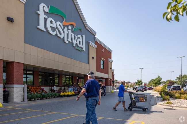 Festival Foods is a quick option for Haevers Corner residents looking for groceries.