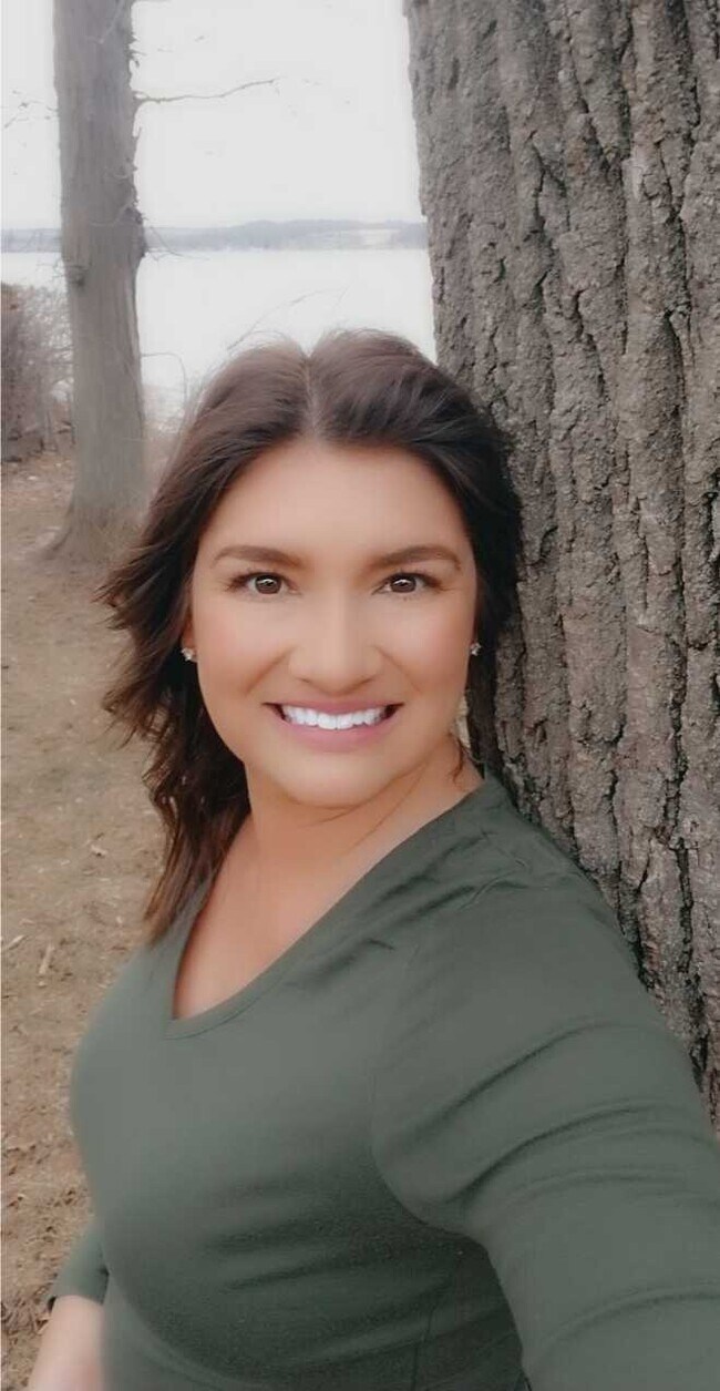 Nicole McNeilly