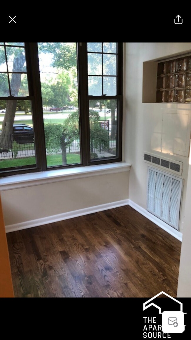 2541 W Logan Blvd Unit 1, Chicago, IL 60647