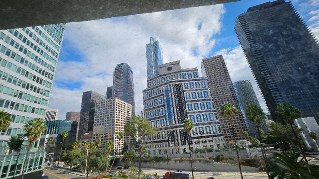 1026 Ingraham St unit 305, Los Angeles, CA 90017 - photo 6