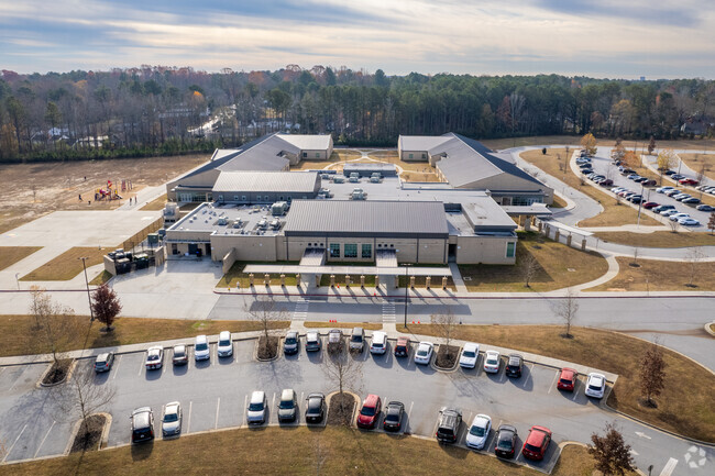 Mcnair Middle School has an overall Niche Score of C.
