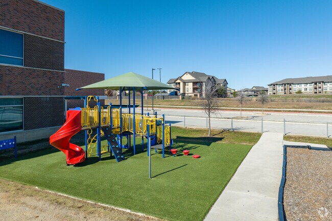 Acadia Park's youth enjoy creative play at Vista Ridge Middle School.