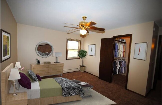 Kings Manor Apartments, Minneapolis, MN 55428 - photo 6