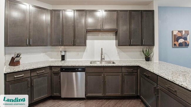 404 Gallop Ln unit 4222, Charlotte, NC 28213 - photo 7