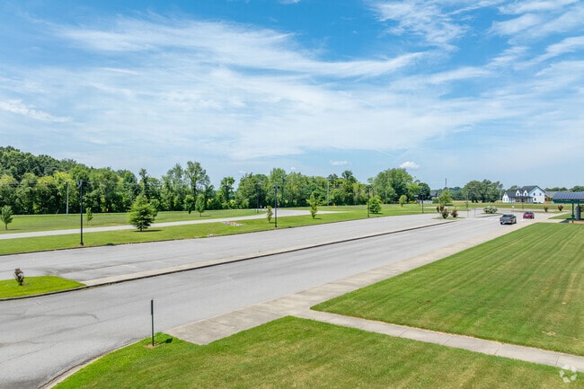 Carmel Elementary School has ample parking for parents and teachers in Clarksville.