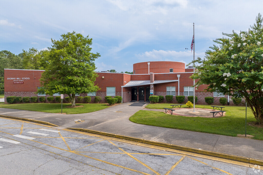 Brown Mills Elementary School welcomes students PK-5 and is located in Lithonia, GA.