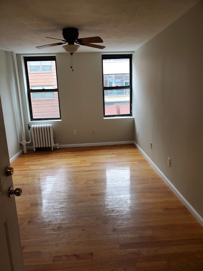 224 Hanover St unit 1, Boston, MA 02113 - photo 2