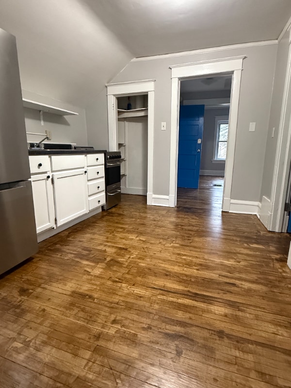 1201 N 7th Ave E unit Upstairs floor, Duluth, MN 55805 - photo 7