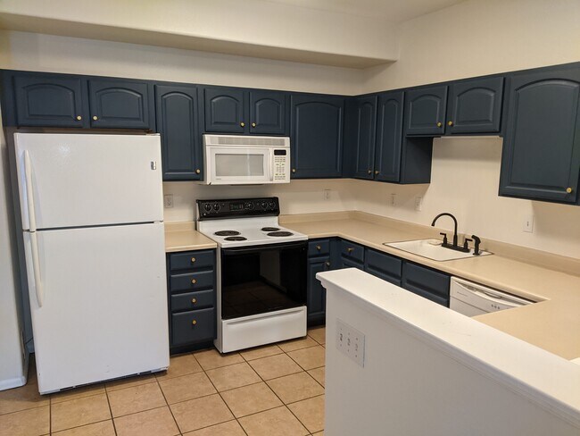 11045 Huron St unit 600, Northglenn, CO 80234 - photo 5