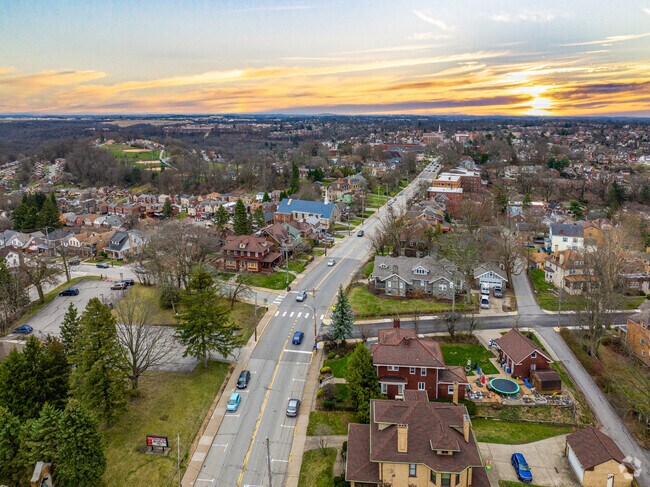 Brownsville Road cuts through the middle of Brentwood.