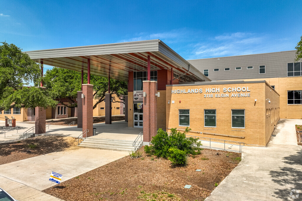 Highlands High School, San Antonio TX Rankings & Reviews - Homes.com