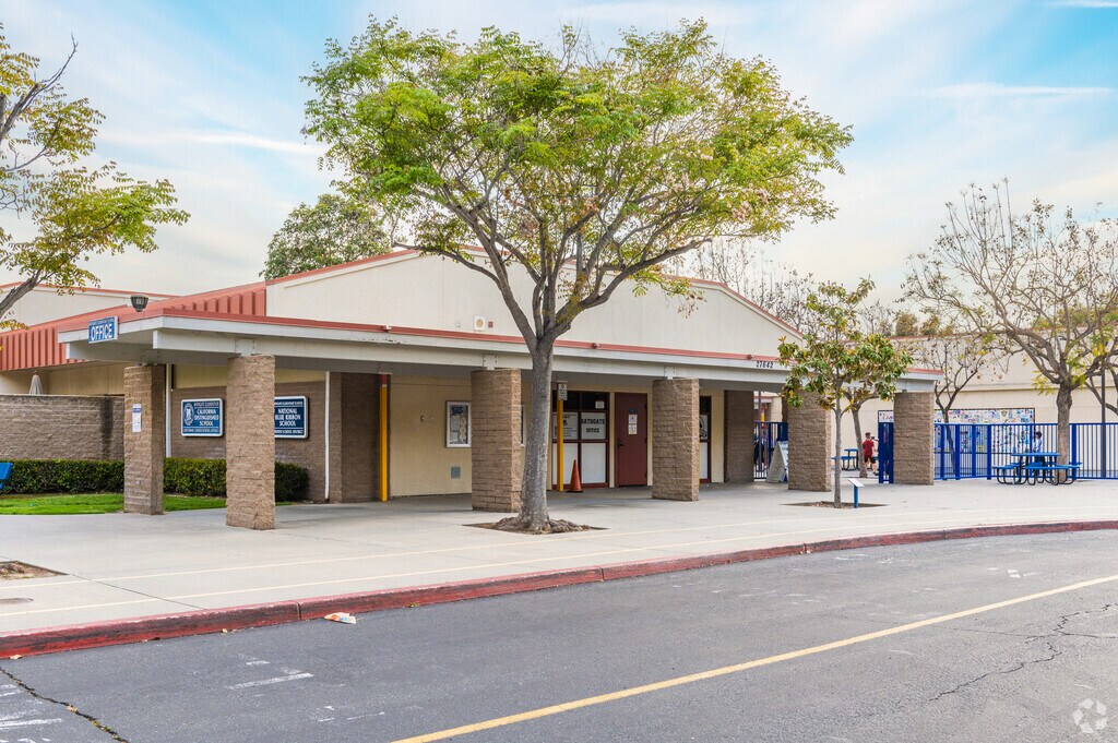 Bathgate Elementary School public school in Mission Viejo.