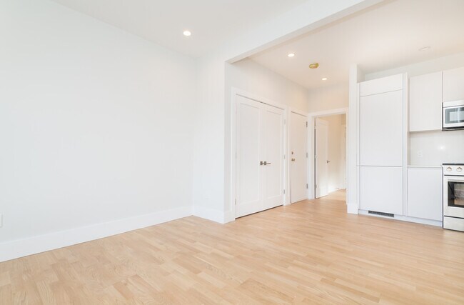 11 Elko St, Brighton, MA 02135 - photo 7