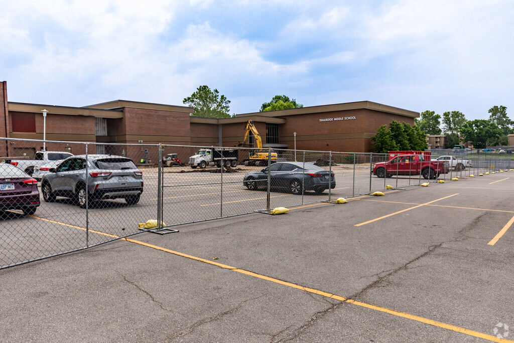 Trailridge Middle School serves Lenexa students in grades 6 through 8.