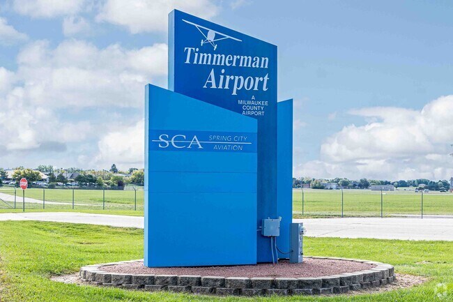 Timmerman Airport is just north of Grantosa.