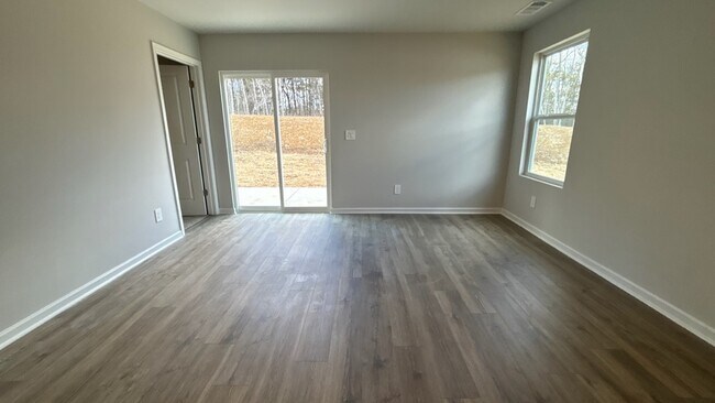 1401 Prescott Ln, Lewisburg, TN 37091 - photo 6