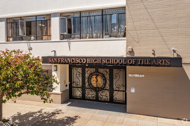 San Francisco High School of the Arts Entrance