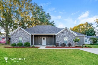 130 Lewis Rd, Deatsville, AL 36022