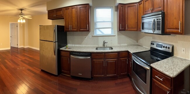 1808 S 17th St unit 3rd Floor, Philadelphia, PA 19145 - photo 3