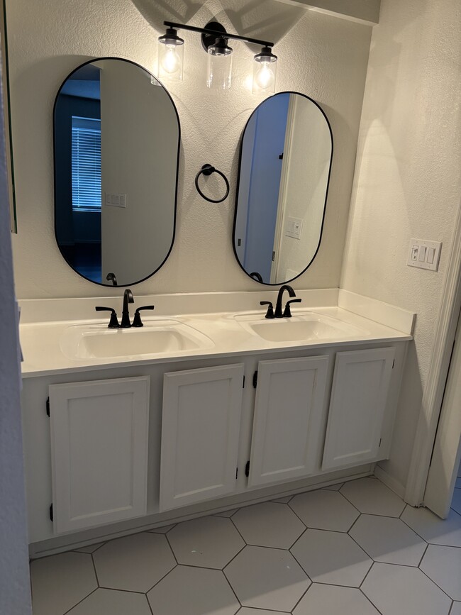 Masterbath room