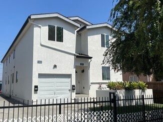 831 E 109th St, Los Angeles, CA 90059
